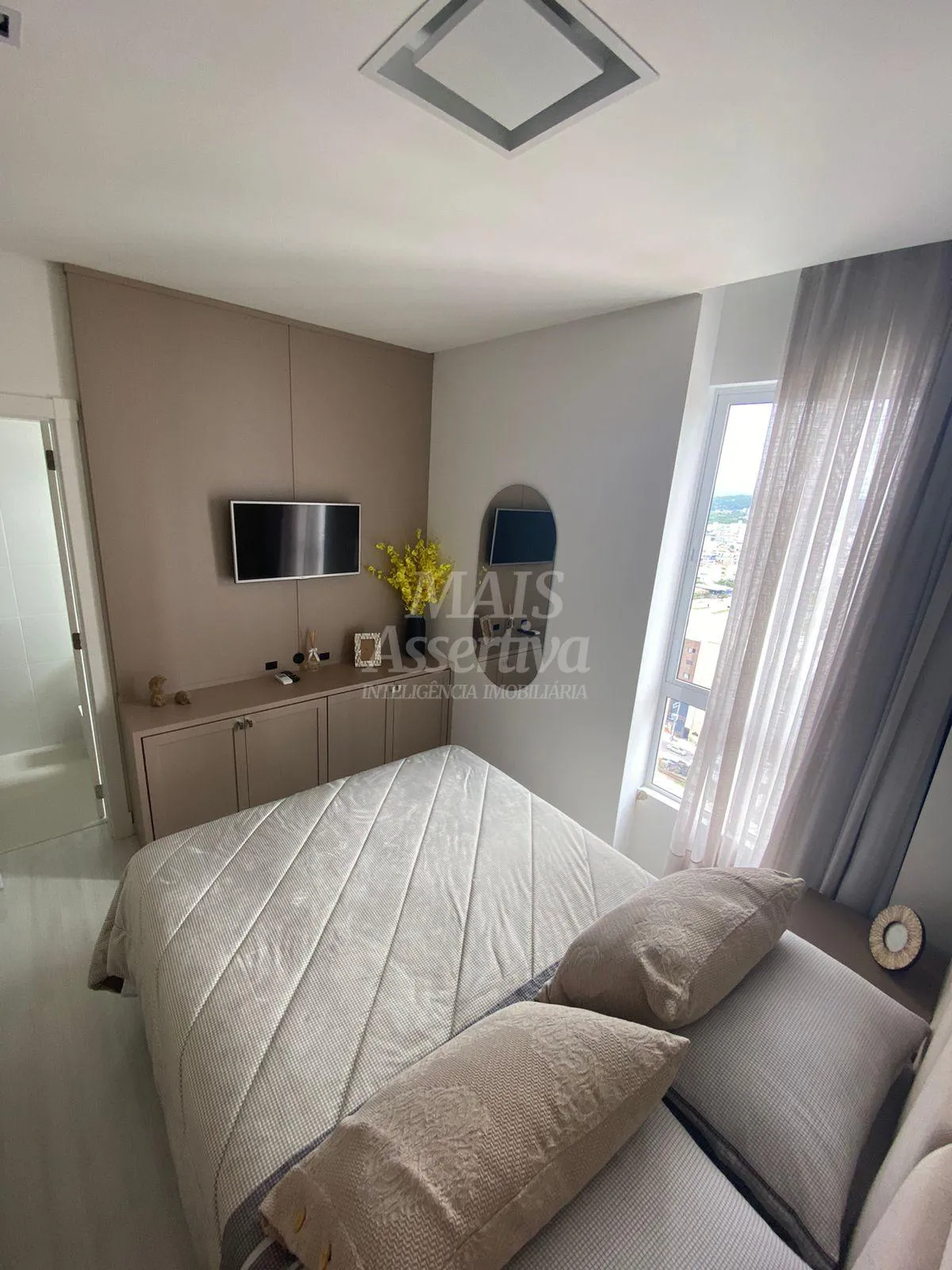 Imagem Excelente apartamento de alto padrão a venda no centro de Balneário Camboriú/SC