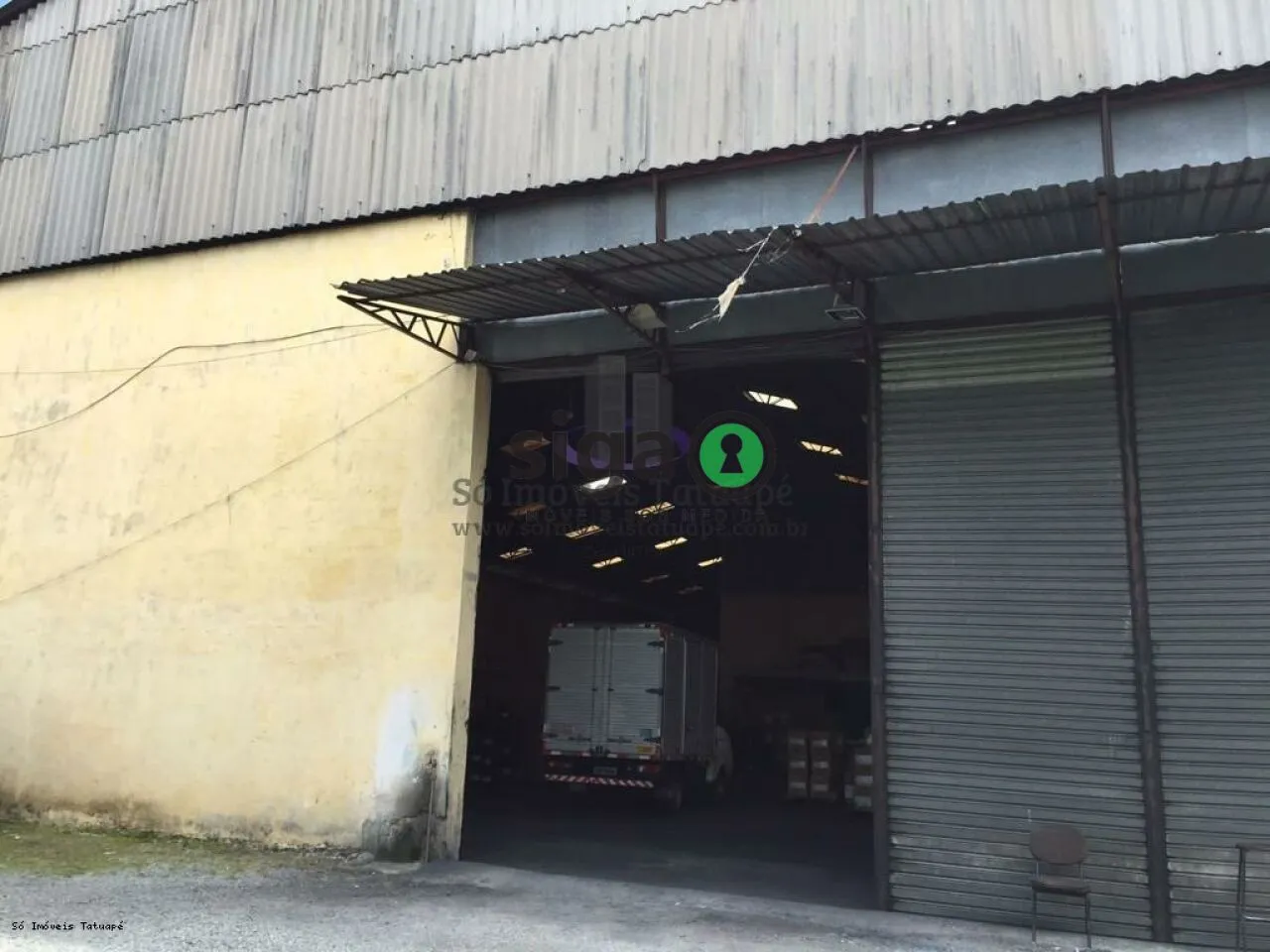 Imagem Galpão Industrial Retrofit na Penha 1.800m² Pé Direito 12m ZC Venda ou Locação