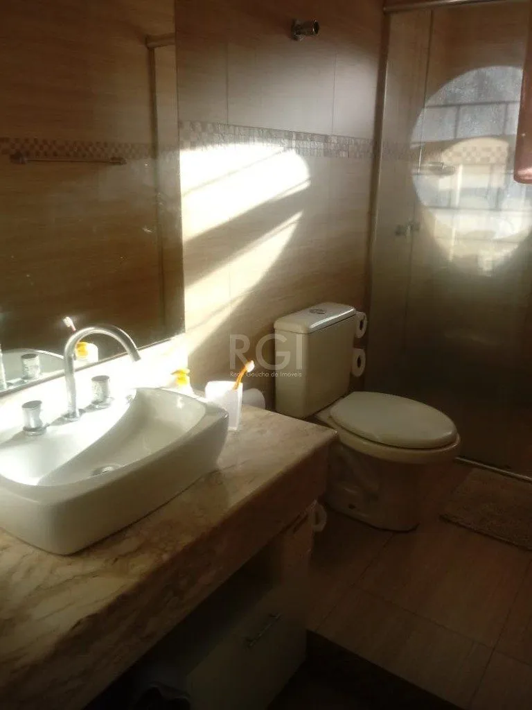 Imagem Casa para Venda - 300m², 3 dormitórios, sendo 1 suites, 5 vagas - Jardim Itu