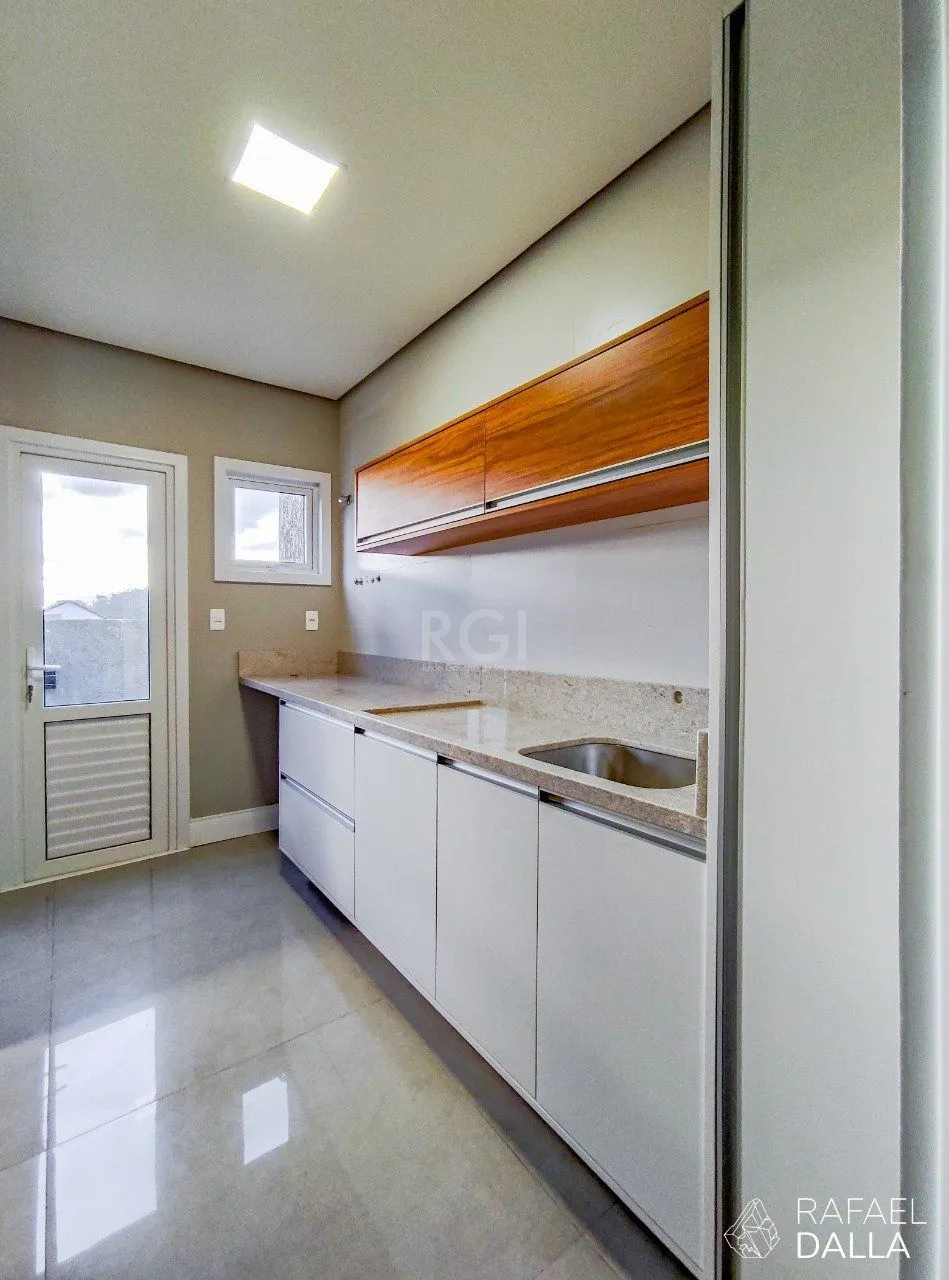 Imagem Casa Condominio para Venda - 266.44m², 4 dormitórios, sendo 4 suites, 2 vagas - Alphaville