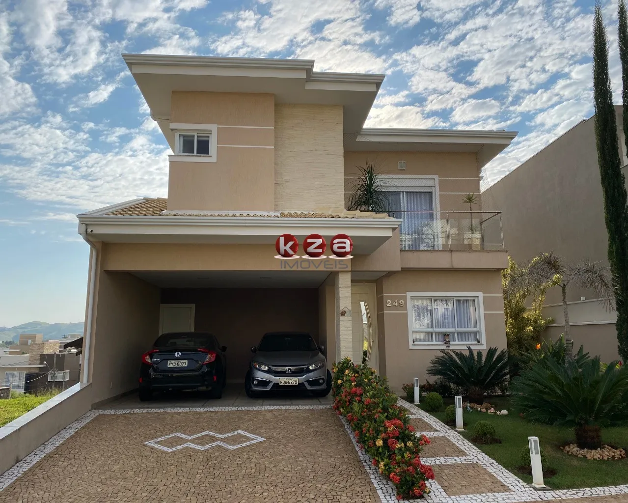 Imagem Casa de Alto Padrão com 3 Suítes, Espaço Gourmet e Piscina Aquecida no Portal do Jequitibá ? Valinhos