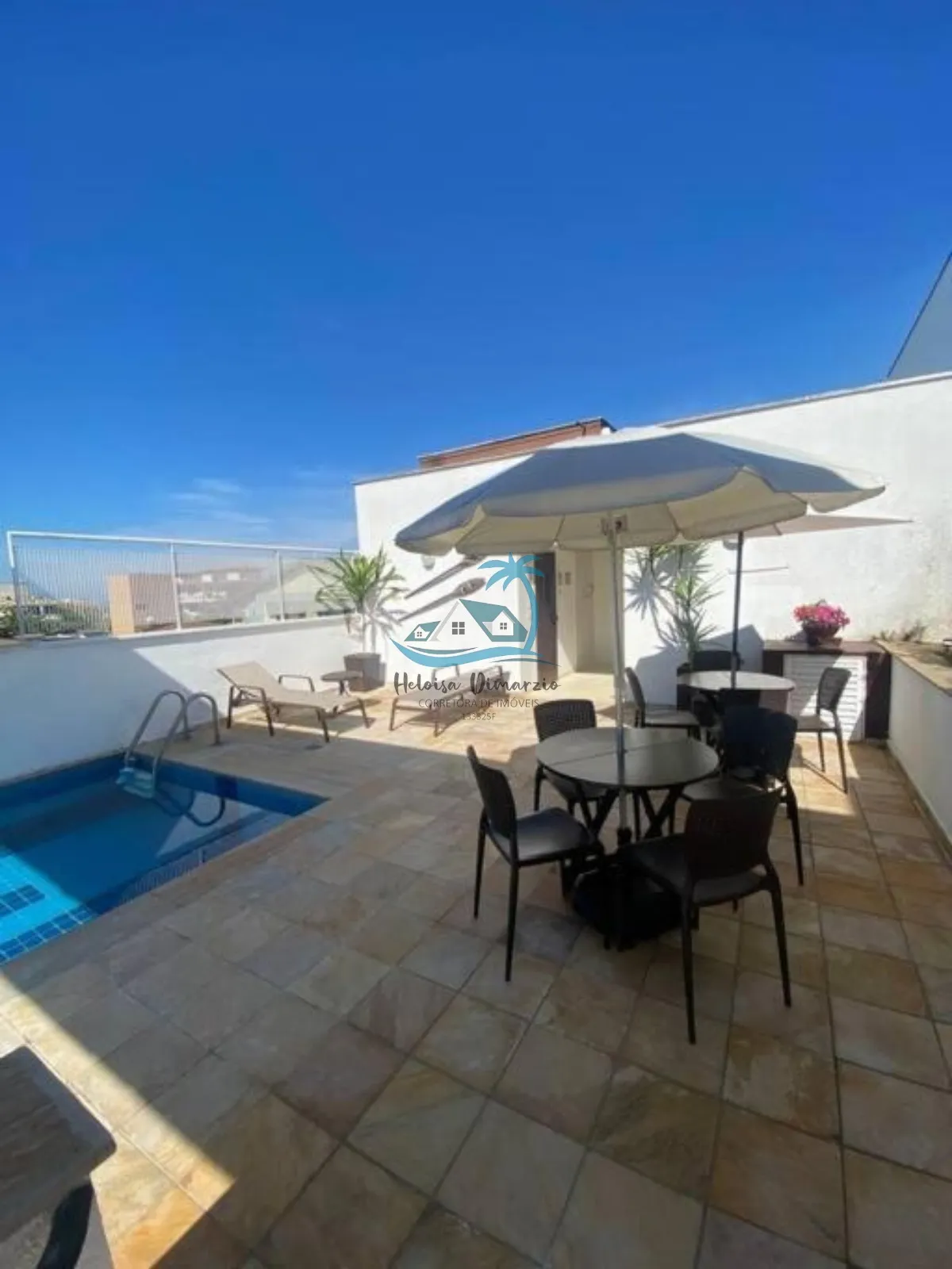 Imagem Excelente apartamento MOBILIADO com 2 dormitórios e varanda gourmet a venda na Praia Grande em Ubatuba