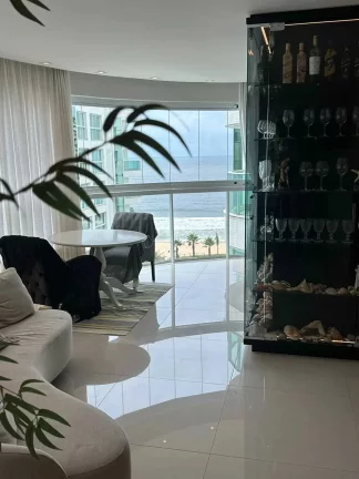 Imagem Apartamento com 4 suítes e 4 vagas de garagem em Itajaí/SC