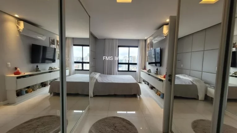 Imagem Imóvel de alto padrão no Brooklin, São Paulo-SP: Apartamento 3 suítes, 2 salas, 5 banheiros, 3 vagas. Venha conhecer!