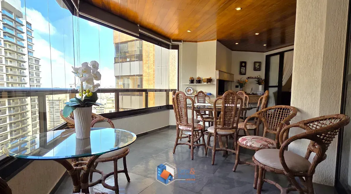 Foto do imóvel Apartamento para venda em Perdizes com 4 quartos, sendo 2 suítes, 246m² em Rua Aimberê