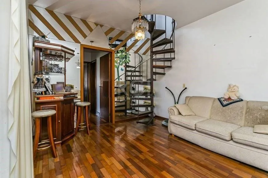 Imagem Cobertura para Venda - 172.13m², 2 dormitórios, sendo 1 suites, 2 vagas - Partenon