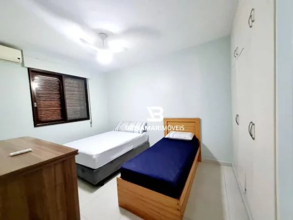 Imagem PITANGUEIRAS- UMA QUADRA DO MAR , LINDO APARTAMENTO , GARAGEM NO PRÉDIO, CHURRASQUEIRA