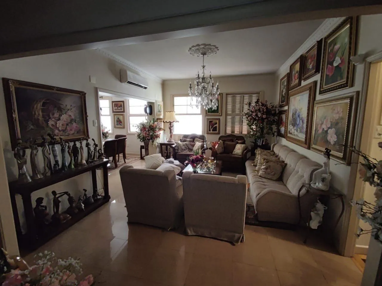 Imagem Apartamento para Venda - 120m², 3 dormitórios, 1 vaga - Centro Histórico