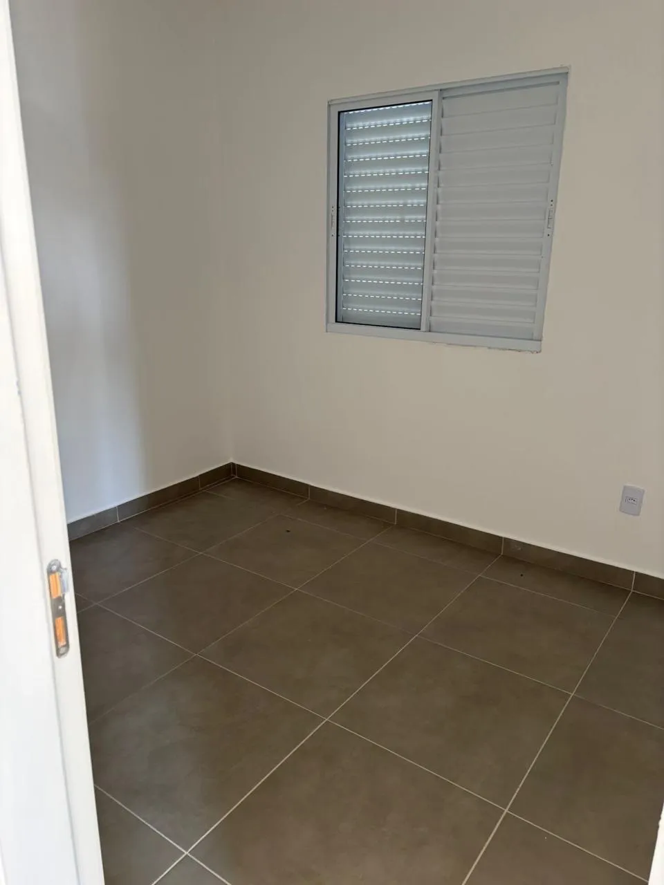 Imagem Casa em Condomínio no Alto da Boa Vista em Sorocaba-SP: 3 quartos, 1 suíte, 2 salas, 2 banheiros, 2 vagas, 68,95 m²!