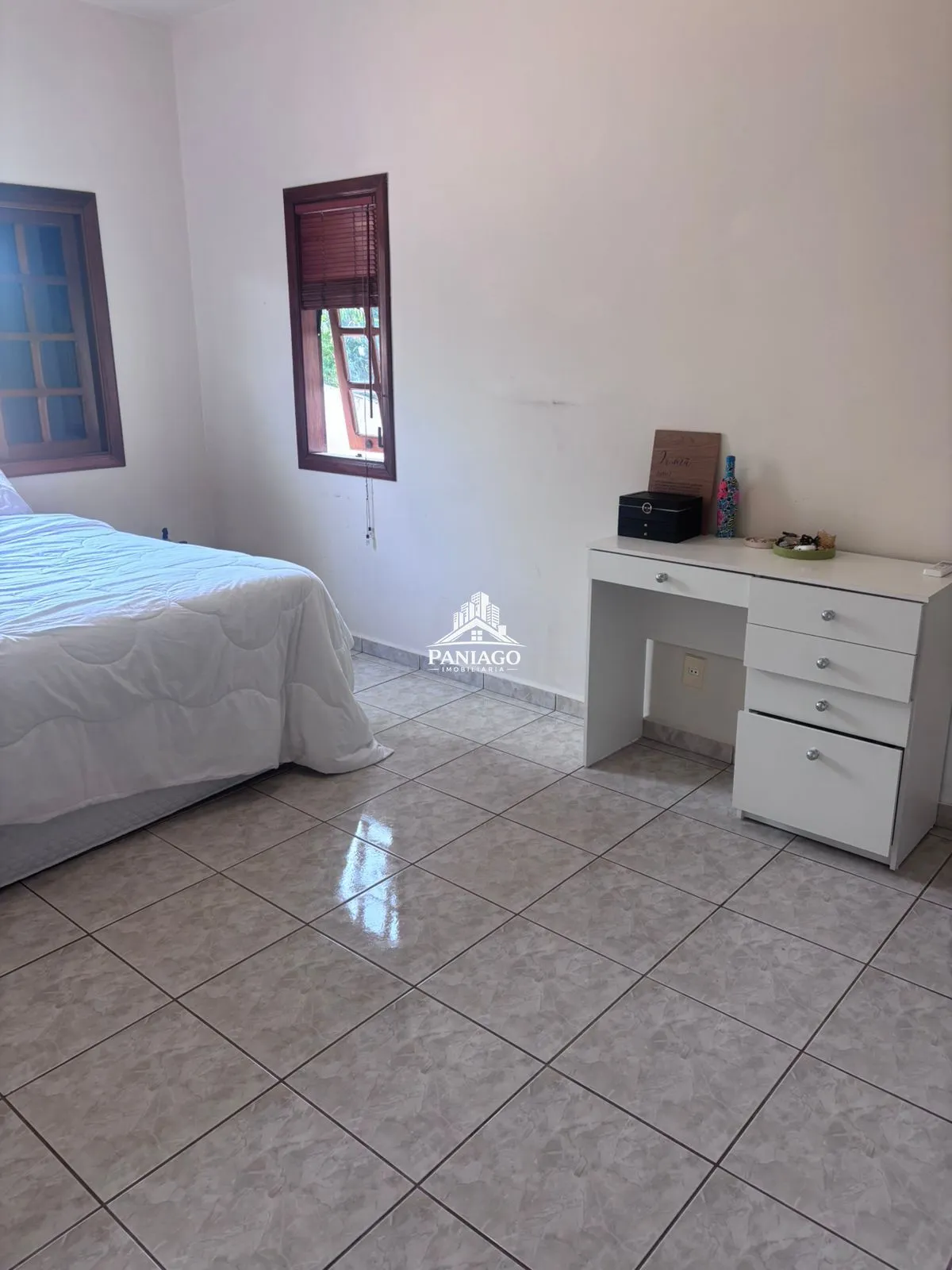 Imagem Casa com 5 Quartos no Bairro Flamboyants Próxima ao Shopping Estação Cuiabá
