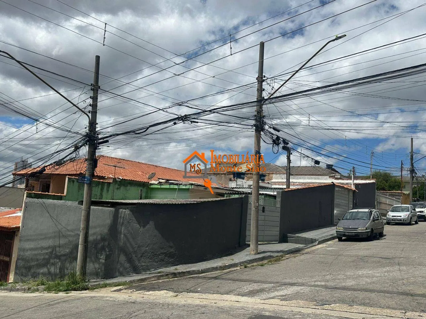 Foto do imóvel Casa com 2 dormitórios à venda, 100 m² por R$ 690.000,00 - Gopoúva - Guarulhos/SP