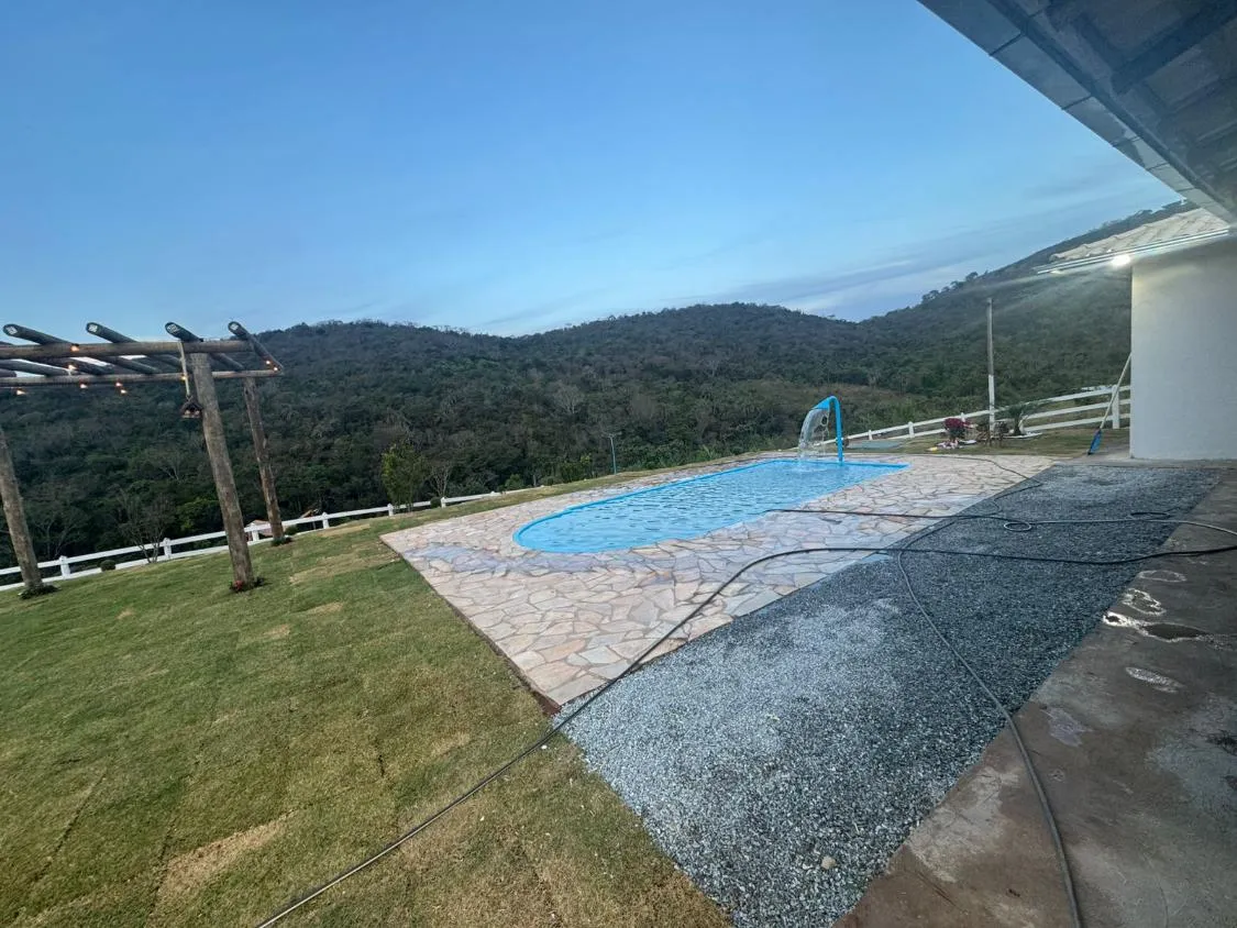 Imagem Vendo excelente chácara em Moeda/MG , com 1.000 m² de área,