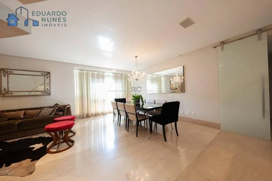 Imagem LINDA COBERTURA COM 04 QUARTOS, 05 VAGAS DE GARAGEM NA SAVASSI.