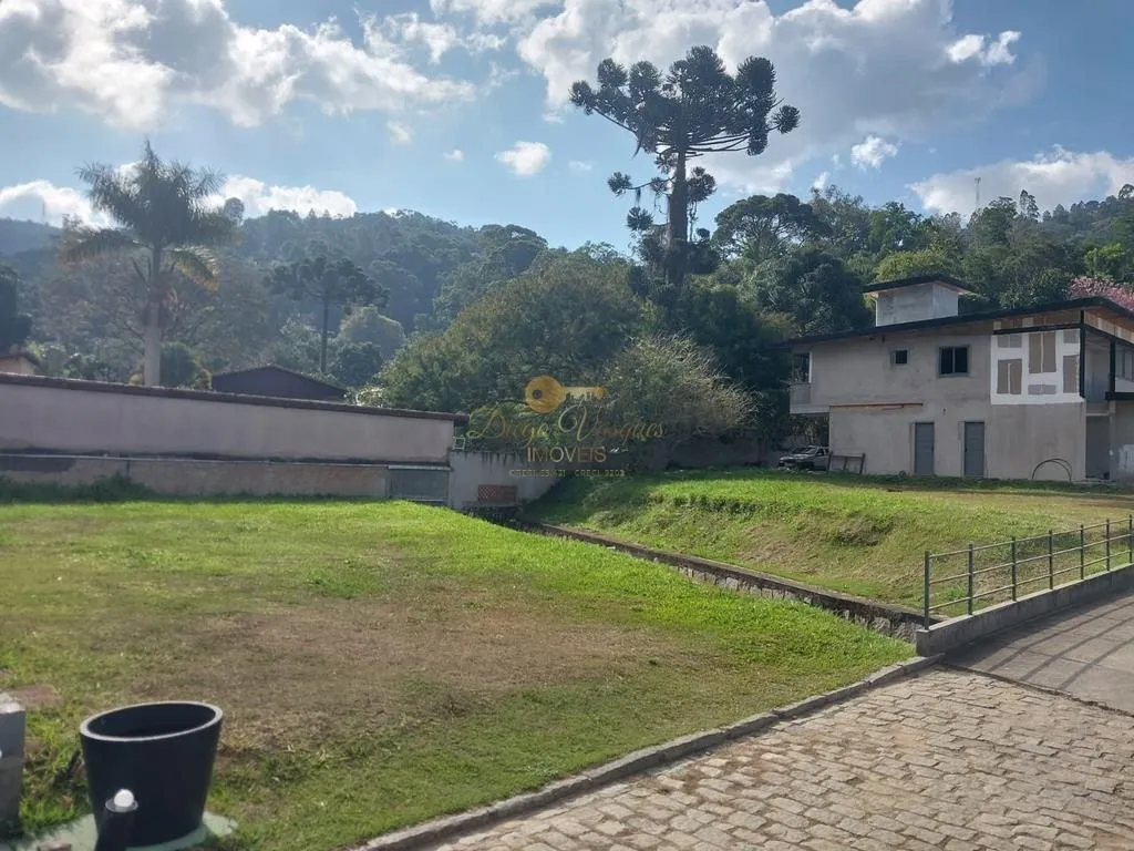 Imagem Terreno em Condomínio para Venda em Teresópolis / RJ no bairro Parque do Imbui