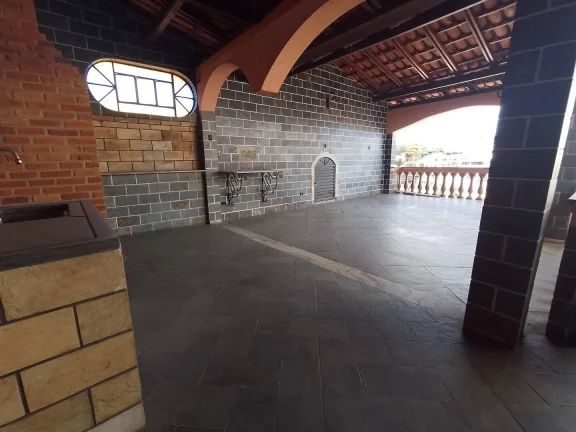 Imagem OPORTUNIDADE ÚNICA CASA NO BAIRRO SÃO SALVADOR !!!!!!!!!!