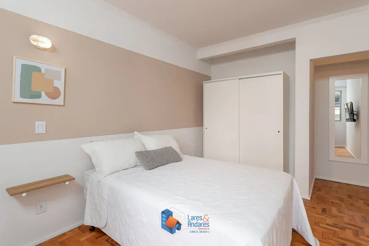 Imagem Apartamento para venda em Pinheiros com 4 quartos, sendo 1 suíte, 135m²