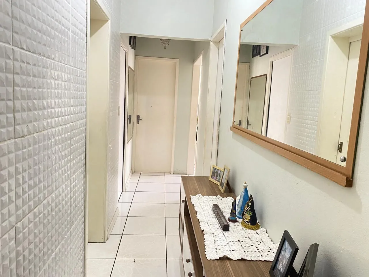 Imagem Casa 4 dormitórios I vaga 8 carros I Bairro Camaquã