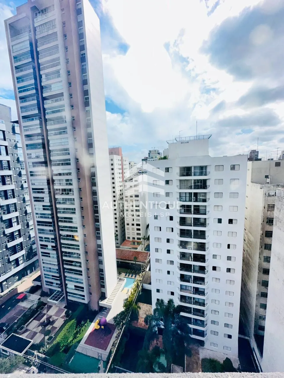 Imagem H.I. PINHEIROS - Apartamento à venda em São Paulo/SP