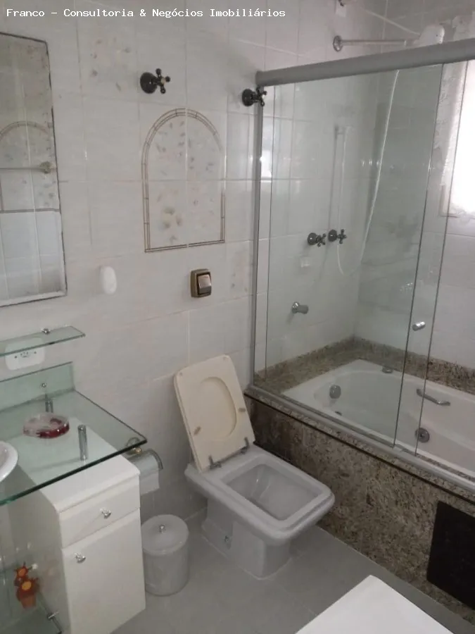 Imagem Casa para Venda em Ribeirão Pires, Suissa, 6 dormitórios, 5 suítes, 6 banheiros, 6 vagas
