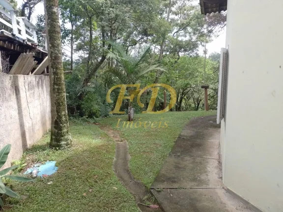 Imagem Casa para Residir ou Lazer (Casa de Campo) em Condomínio de Mairiporã