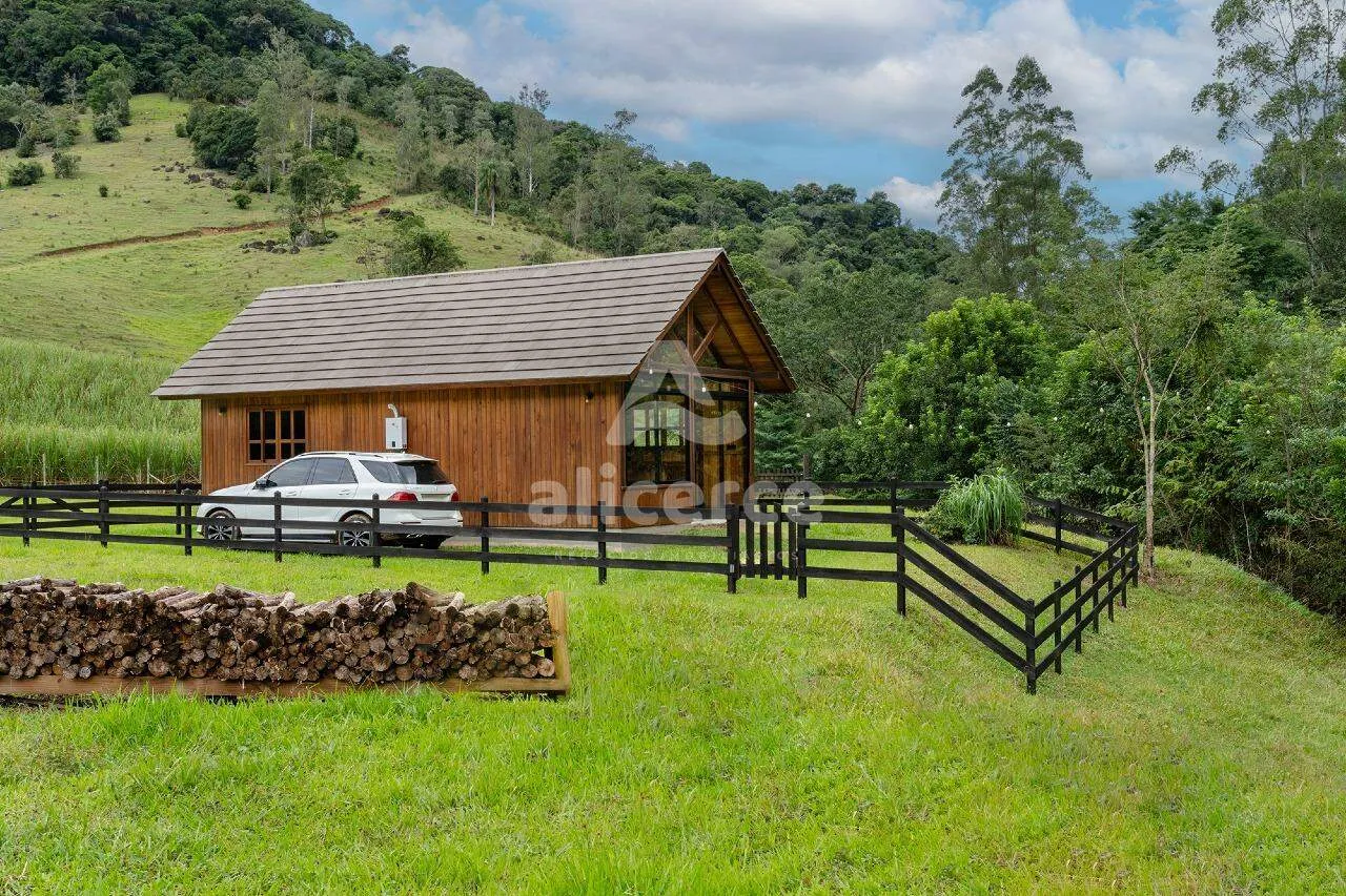 Imagem 2 Cabanas à venda com 2 quartos , 50m² em Distrito de Vargem do Cedro São Martinho