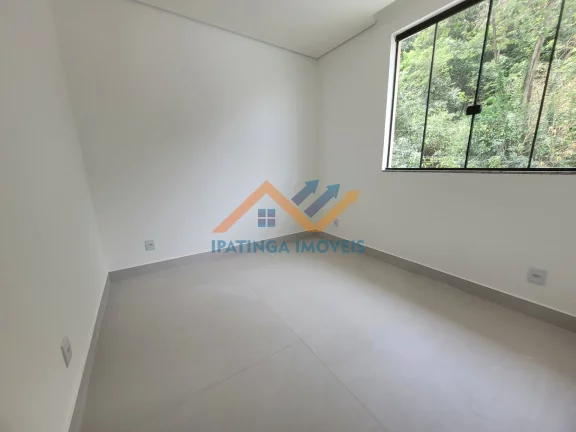 Imagem Casa de 3 quartos á venda no bairro Bom Retiro em Ipatinga