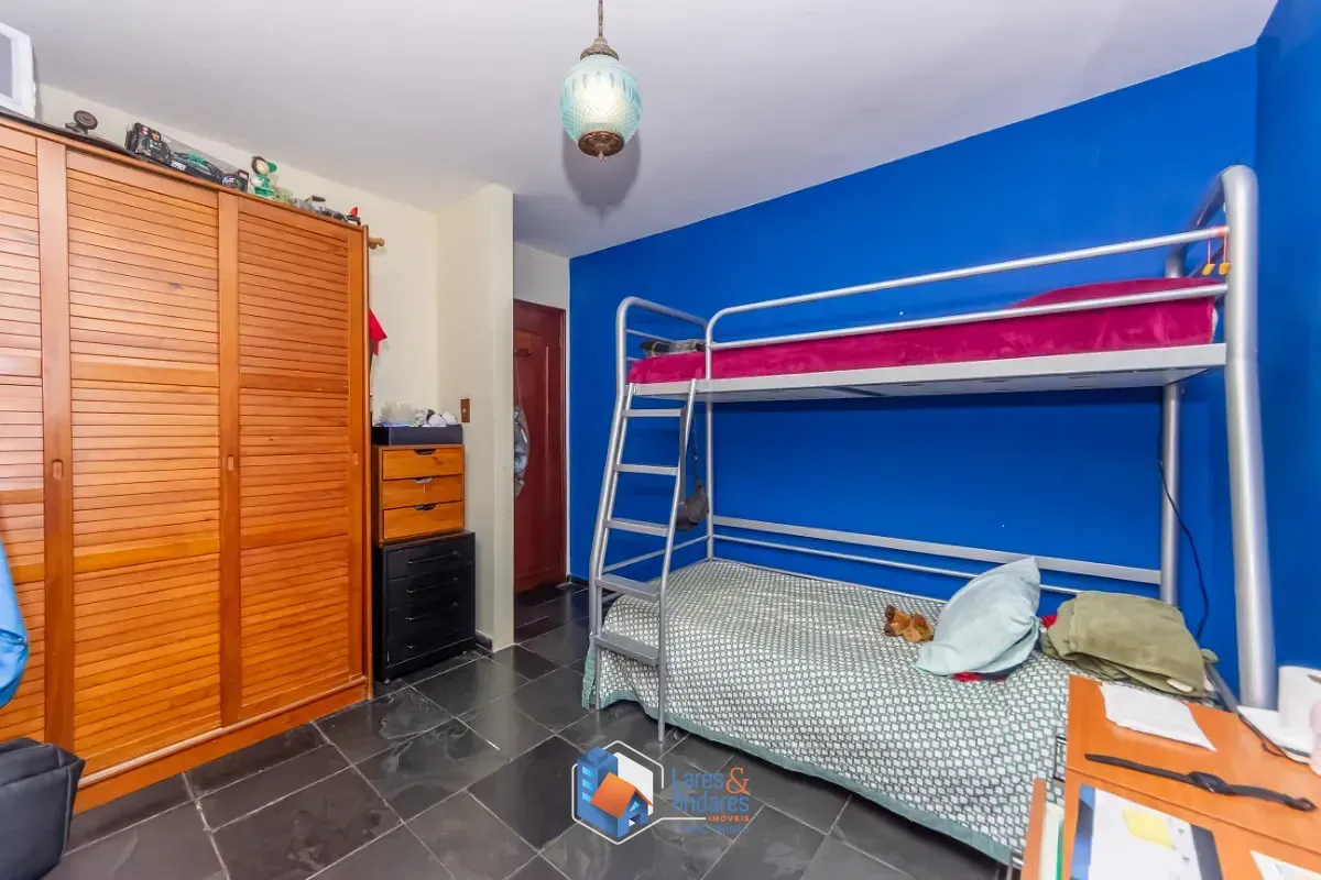 Imagem Casa para venda em City América com 4 quartos, sendo 1 suíte, 248m²