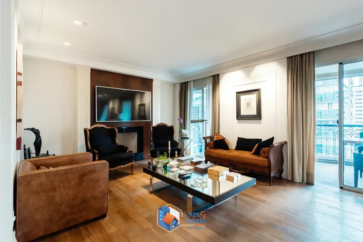 Imagem Apartamento para venda em Indianópolis com 4 quartos, sendo 3 suítes, 250m²