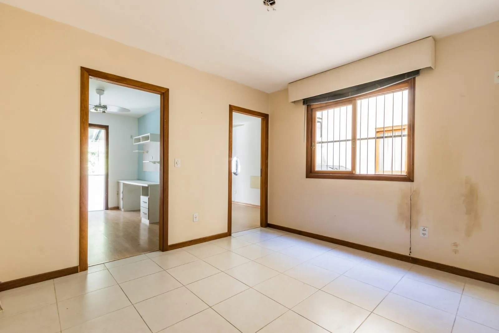 Imagem Casa para Venda - 227.93m², 3 dormitórios, 1 suite, 2 vagas - Chácara das Pedras