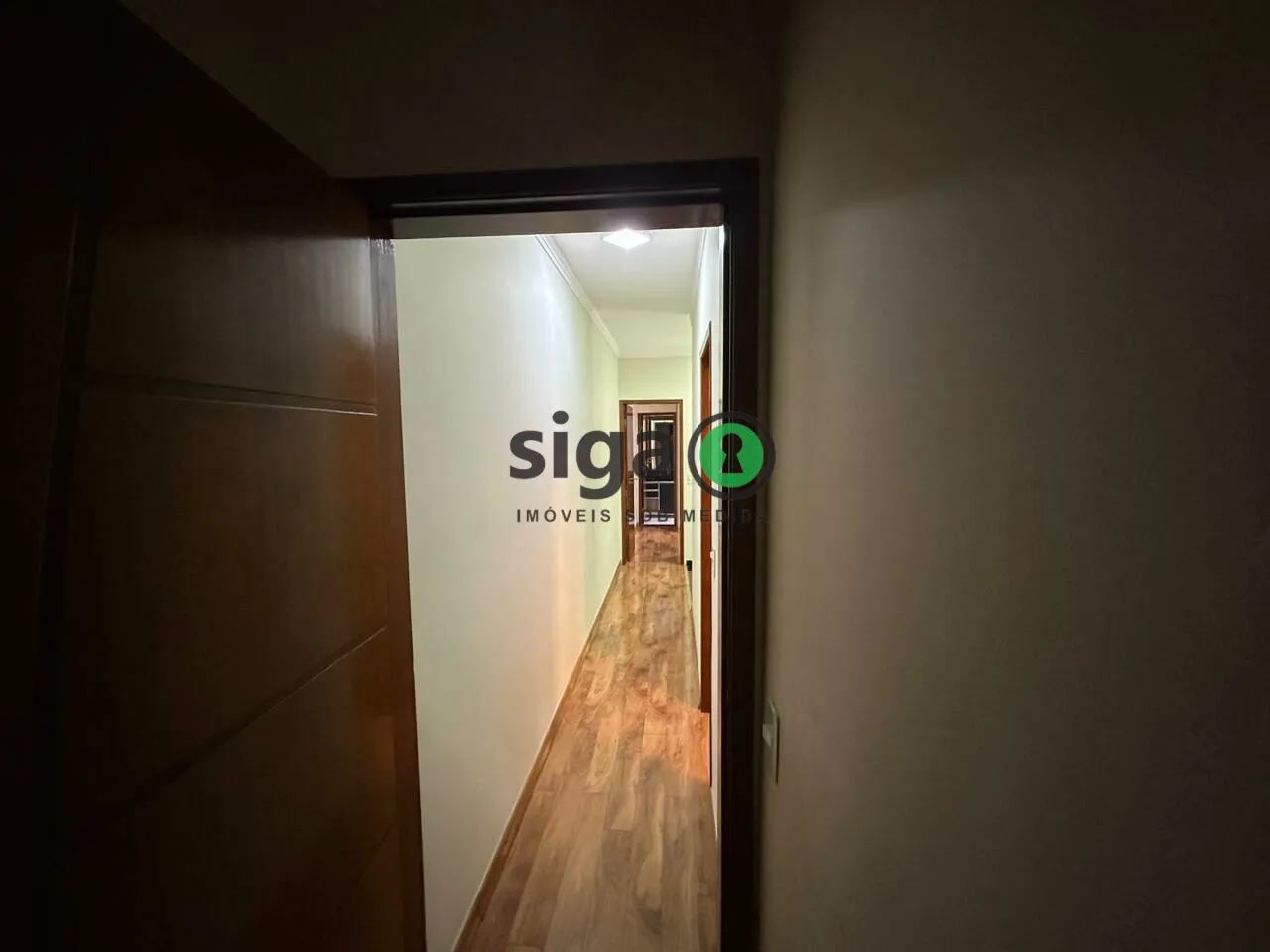 Imagem Sobrado Moderno à Venda no Carrão 3 Suítes, 3 Vagas e Permuta!