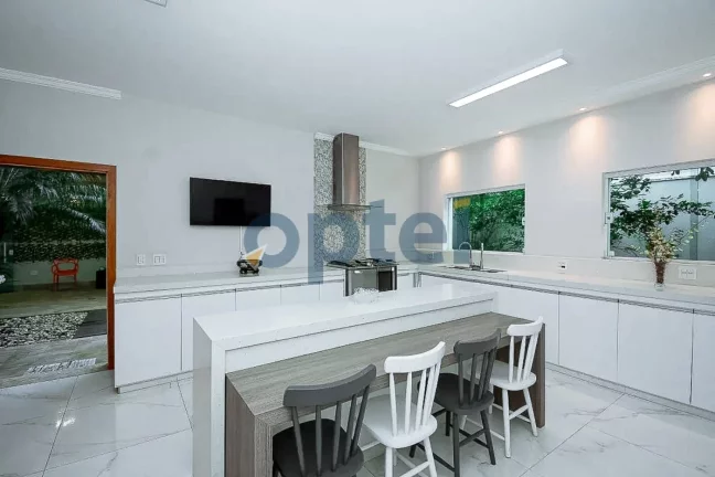 Imagem Casa de Alto Padrão à Venda - 5 Suítes, 501m² - Quintal, Churrasqueira e 6 Vagas - Parque Anchieta, São Bernardo do Campo - SP