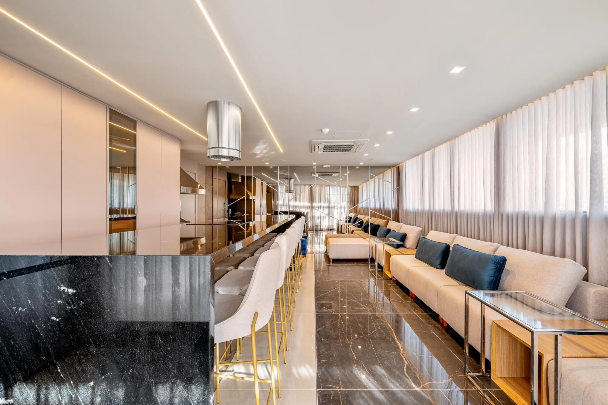 Imagem Loft com 1 dormitório no Bairro Bela Vista - Porto Alegre/RS