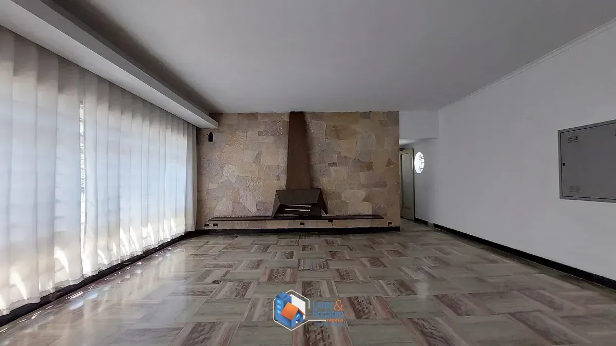 Imagem Casa para venda em Brooklin com 3 quartos, sendo 2 suítes, 477m²