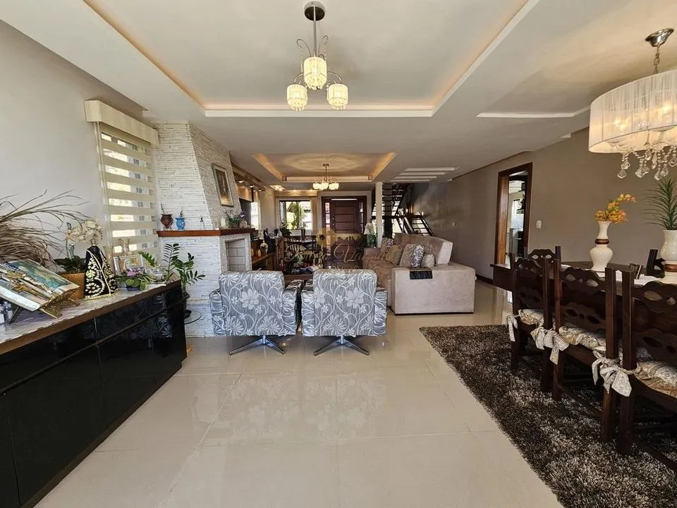 Imagem Casa em Condomínio para Venda em Teresópolis / RJ no bairro Várzea
