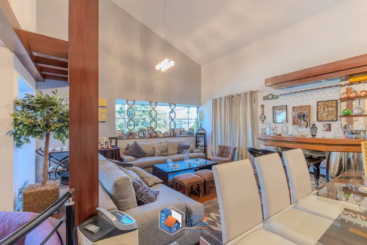 Imagem Casa para venda em Jardim Prudência com 4 quartos, sendo 2 suítes, 394m²