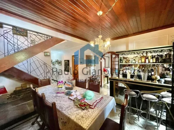 Imagem Duas casas no mesmo terreno à venda na Granja Viana