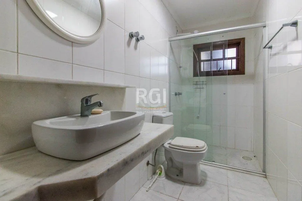 Imagem Sobrado para Venda - 499.98m², 4 dormitórios, sendo 3 suites, 4 vagas - Jardim Ipiranga