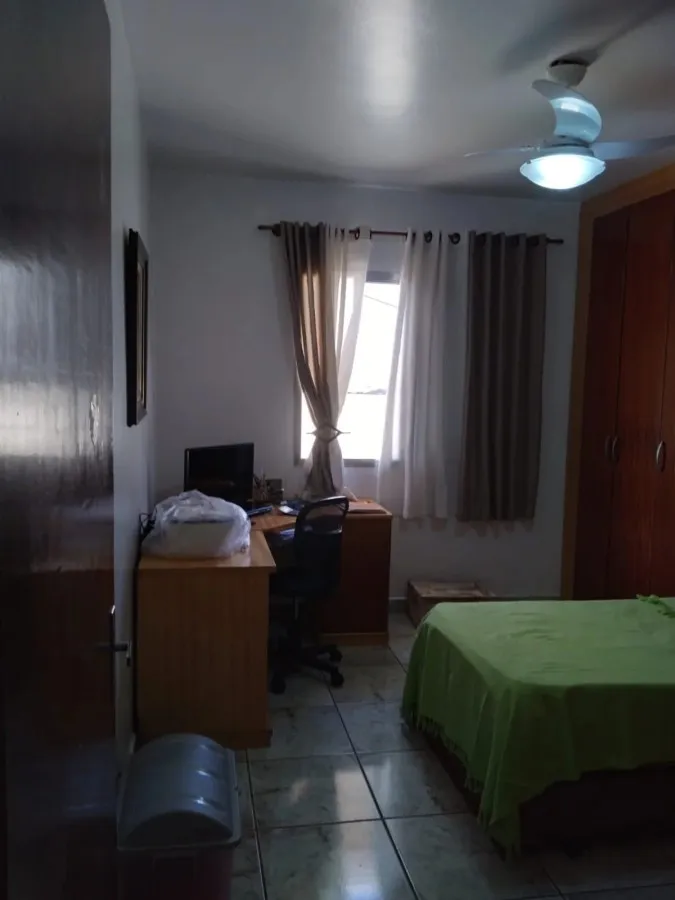 Imagem Casa para Venda em São Paulo, Jardim Regina, 3 dormitórios, 1 banheiro, 3 vagas