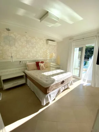 Imagem Casa moderna na praia