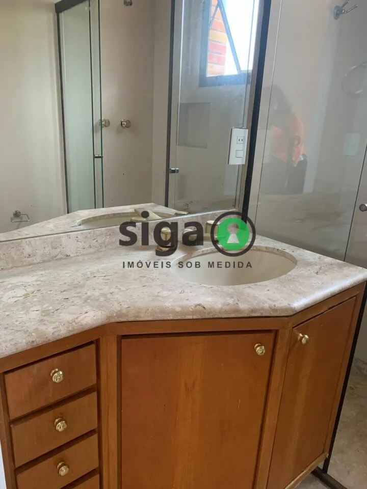 Imagem VENDE no Morumbi (Vila Suzana) Apartamento com 4 suítes, 4 Vagas + Depósito