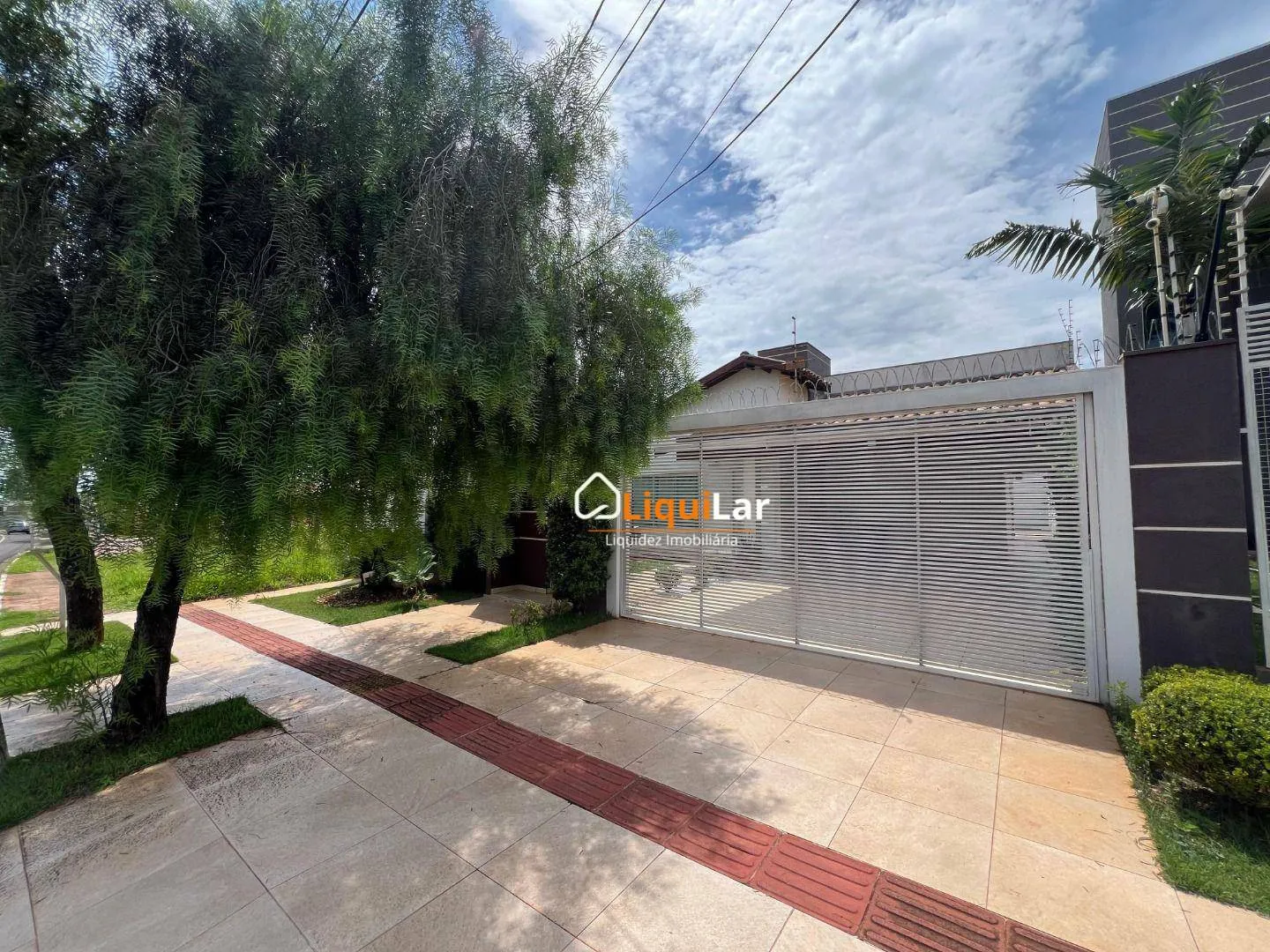 Imagem Casa térrea com piscina e energia solar - Carandá Bosque III