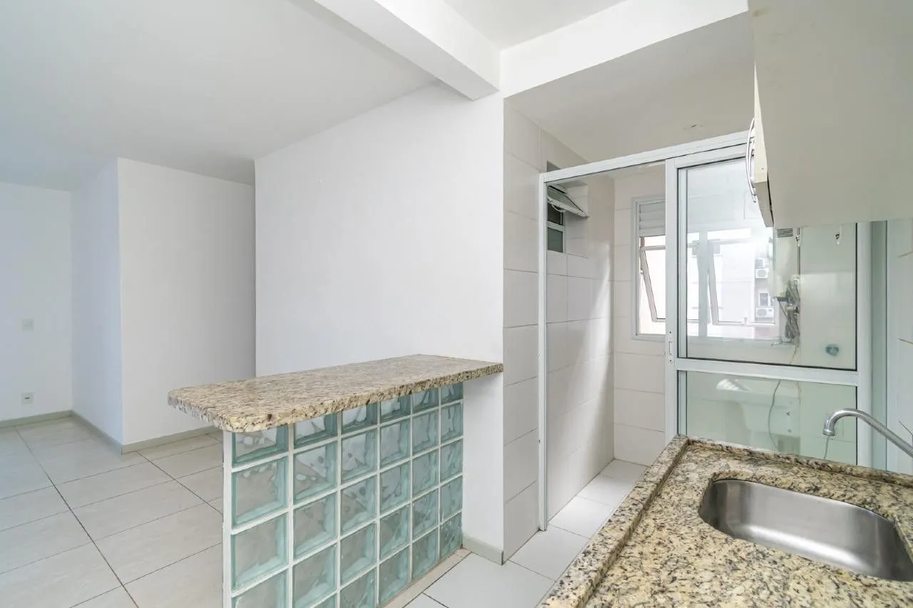 Imagem Apartamento de 3 dormitórios no bairro Teresópolis