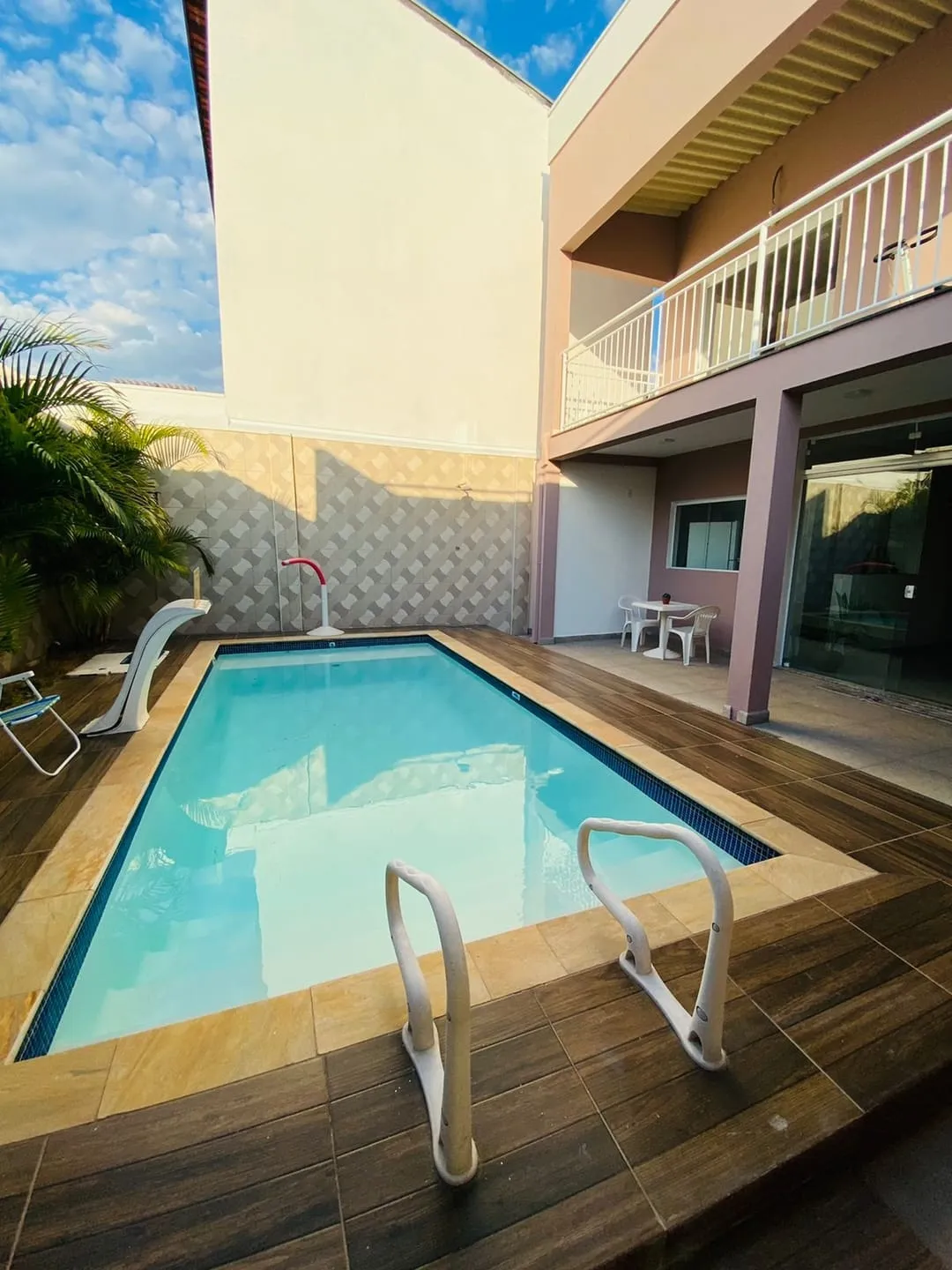 Imagem Casa à venda 4 Quartos, 1 Suite, 3 Vagas, 250M², Residencial Mombaça, Pindamonhangaba - SP