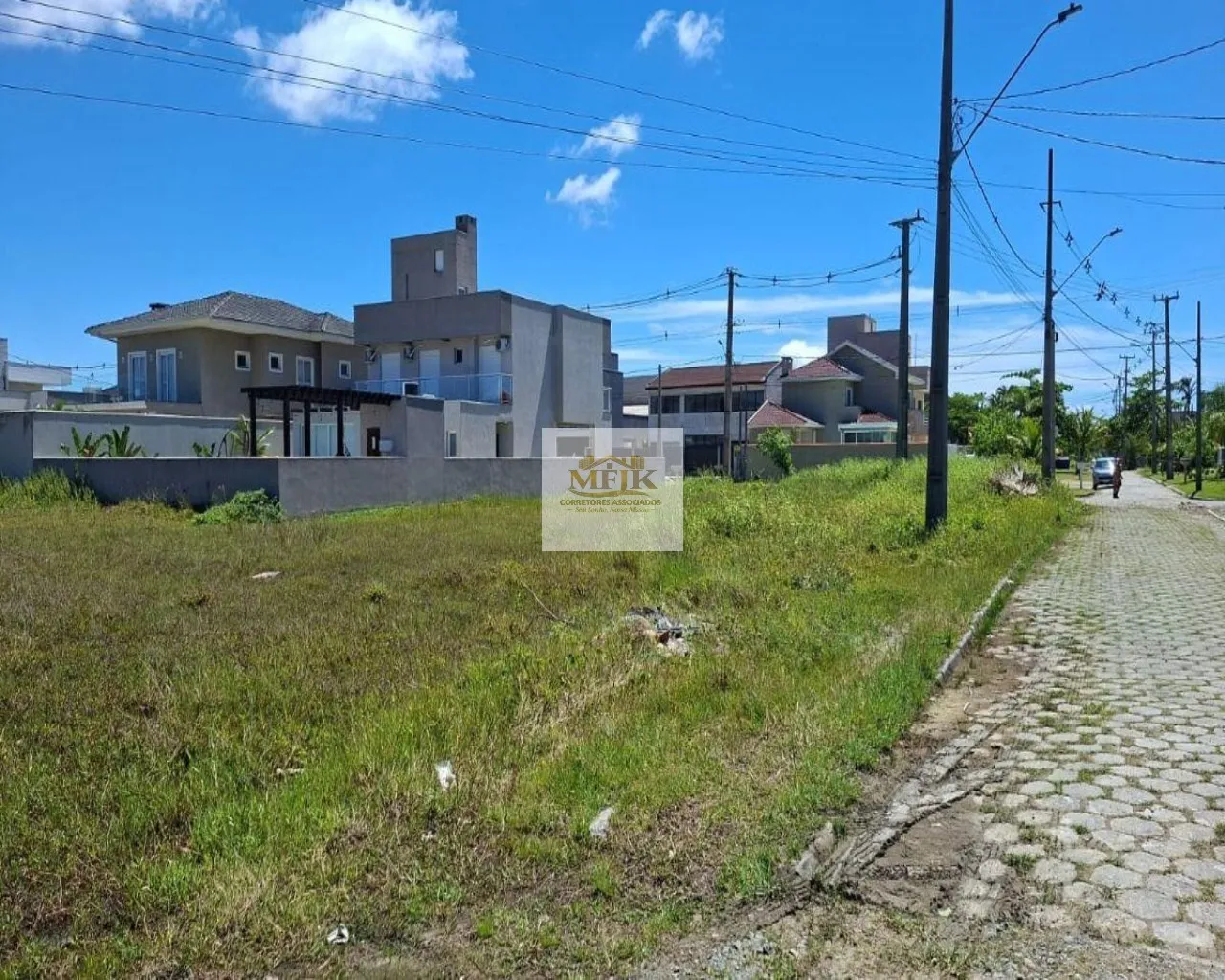 Imagem Terreno de 450 m² à venda no Balneário Atami