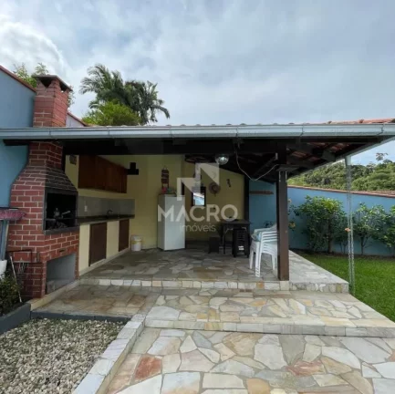 Imagem Casa com Piscina | São Luís | 4 quartos | 196m²