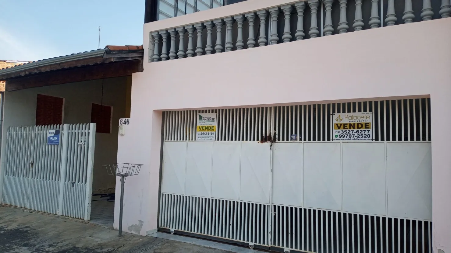 Imagem Casa à venda 3 Quartos, 1 Suite, 3 Vagas, 250M², Residencial Mombaça, Pindamonhangaba - SP