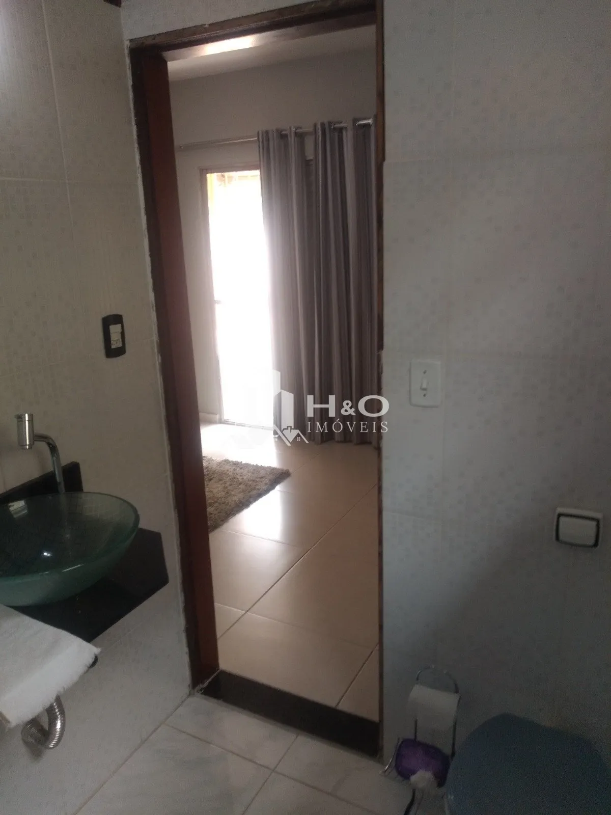 Imagem Sobrado à Venda - Próximo ao Metrô Guilhermina | Rua Tranquila | 142m² | 3 Dormitórios