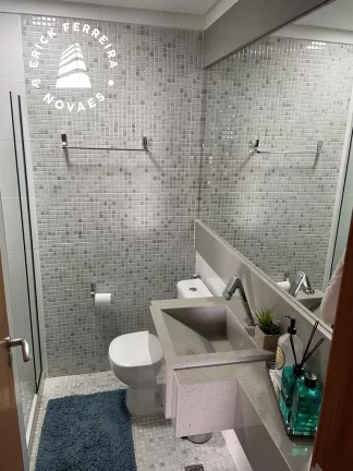 Imagem No Centro de Guarapari belíssimo 2 quartos em finíssimo acabamento a 100 metros da Praia das Castanheiras