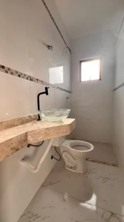 Imagem EXCELENTE OPORTUNIDADE!!! Casa de condomínio com 2 dormitórios!
