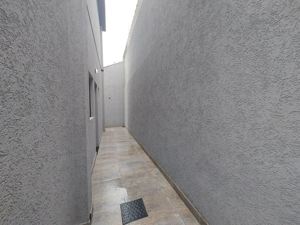 Imagem SOBRADO EM CONDOMINIO COM QUINTAL PRIVATIVO